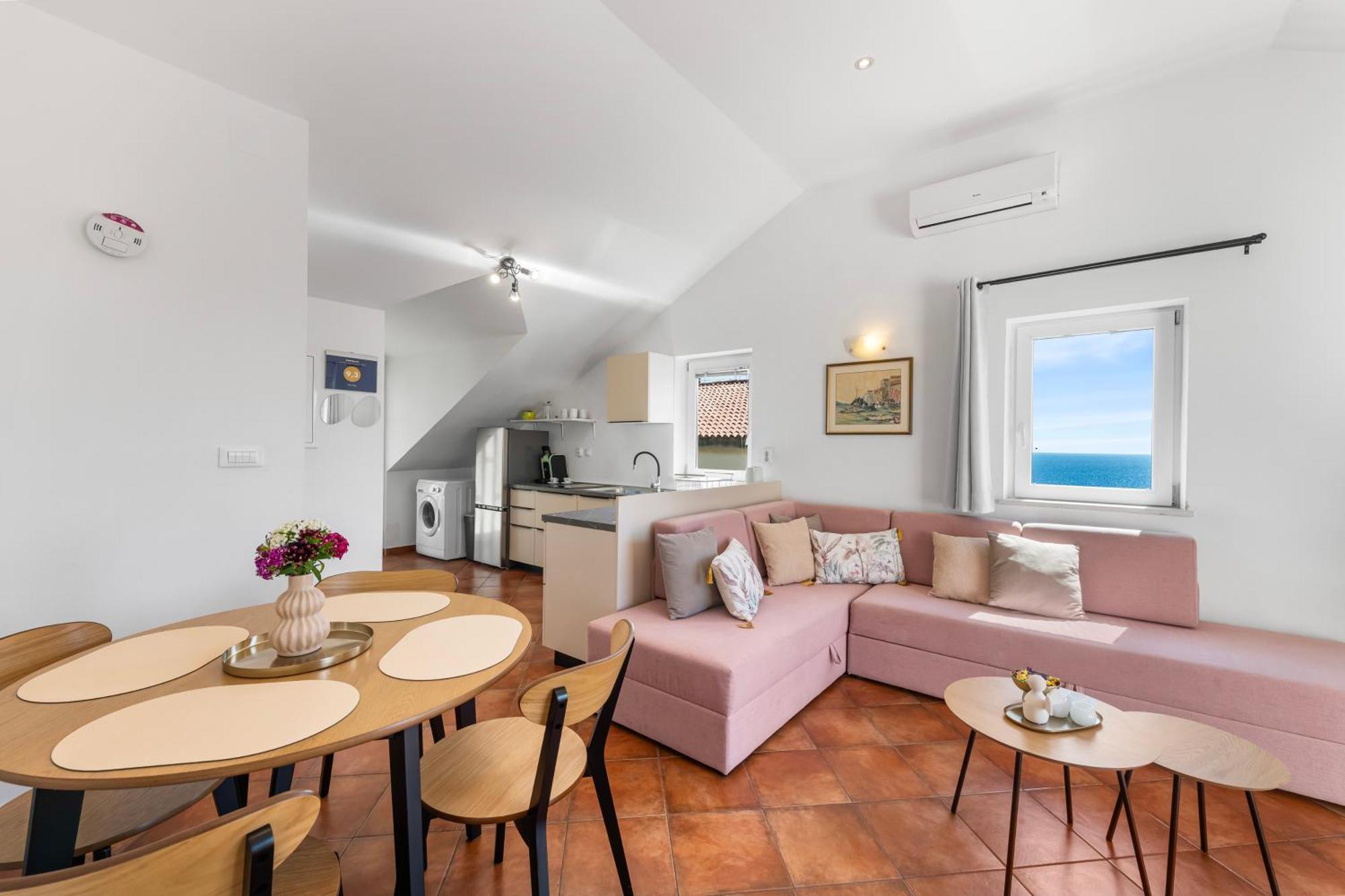 Elly Guest house 3*